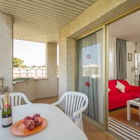 Marathon Apartment